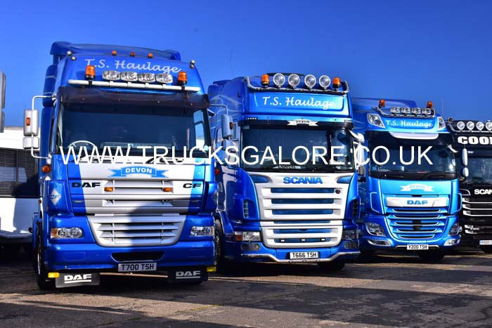 T S HAULAGE FLEET 19dv0578