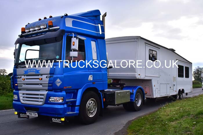 T S HAULAGE T700 TSH 19dv0194