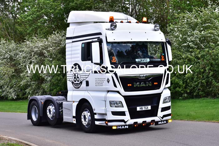 HIGHWAY H6 TGX 19pb1782