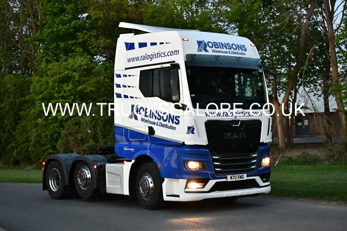 ROBINSONS M70 RWD 22pb1551