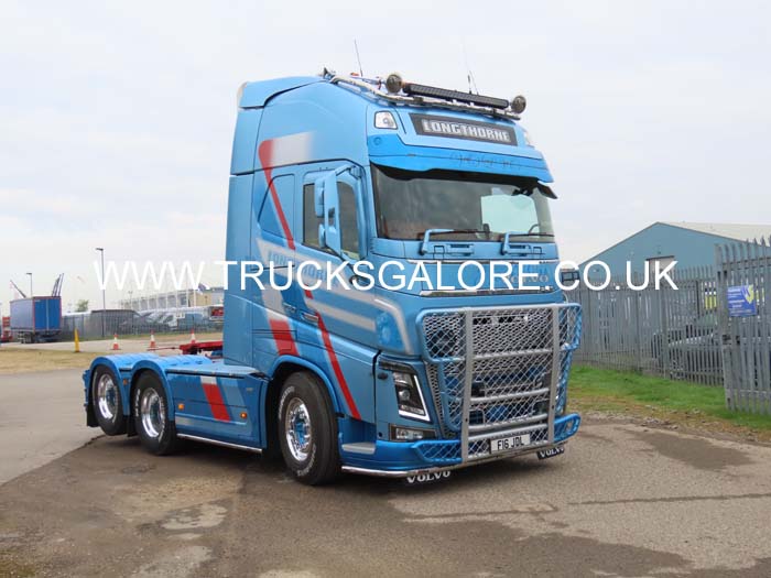 LONGTHORNE F16 JDL 23pb2348