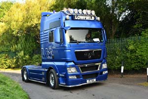 LOWFIELD V8 TGX 24ed1913