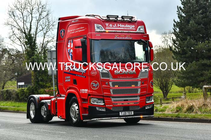 T&J HAULAGE TJ21 TED 24rv0221