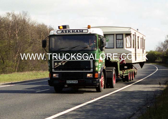 ASKHAM CARAVAN E670 PUB