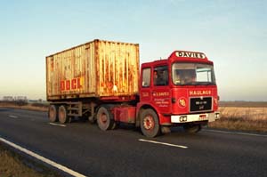 DAVIES MG, JLG 670T