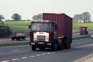 GRIMSBY EXPRESS UBE 466T